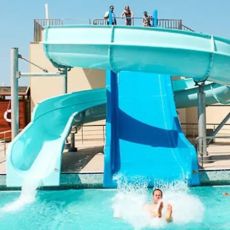 Sunwing East 4*